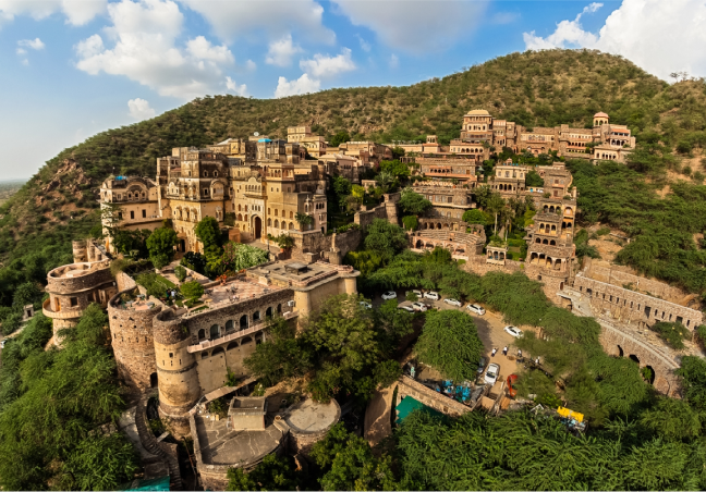 Golden Triangle with Neemrana Tour