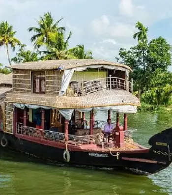 Backwater & Houseboat